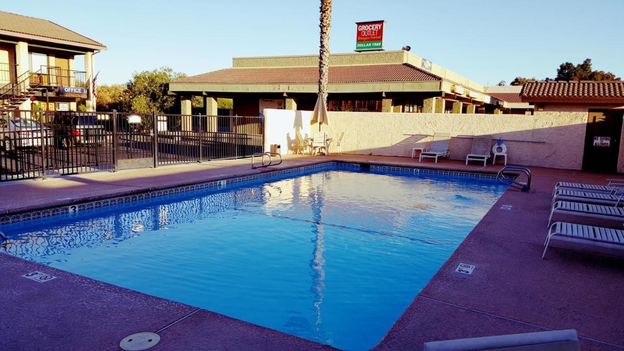 Orland Inn エクステリア 写真